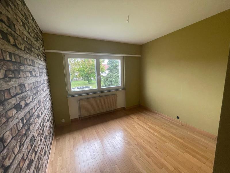 Maison - 210 m² - 8 pièces