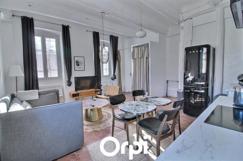 Appartement - 84 m² - 3 pièces