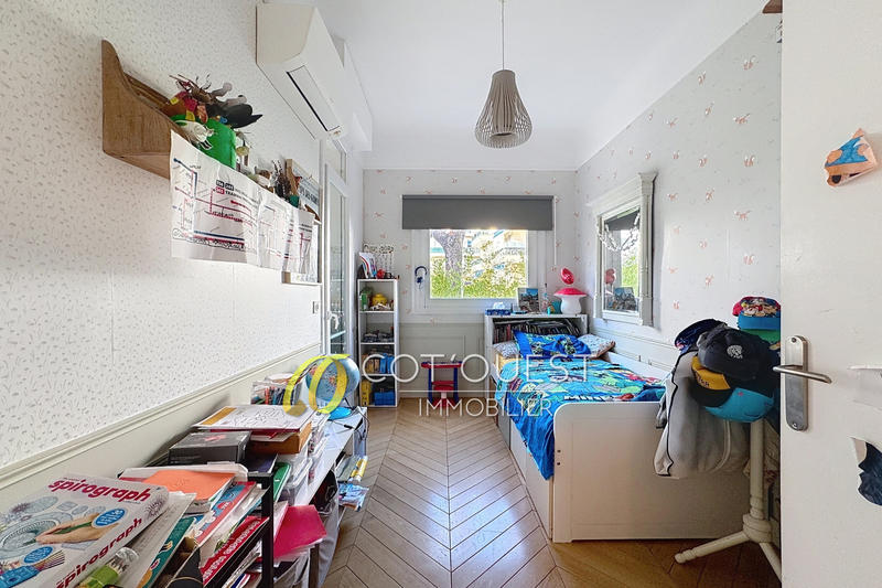 Appartement - 110 m² - 4 pièces