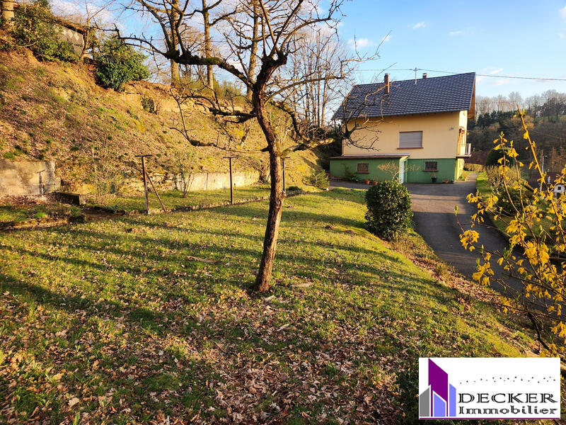 Maison - 122 m² - 6 pièces