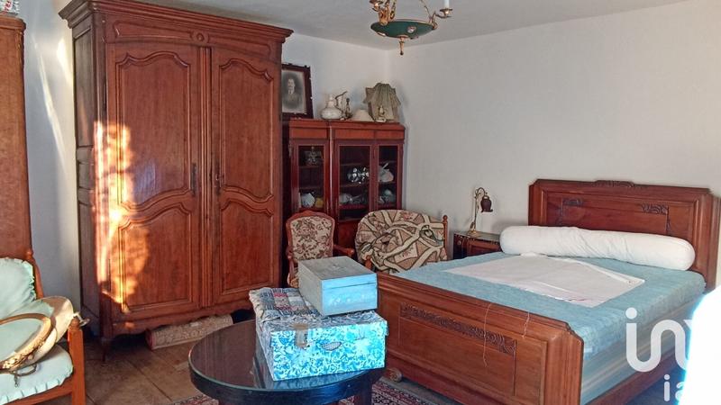 Maison - 330 m² - 8 pièces