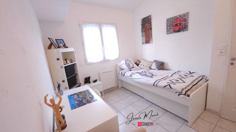 Villa - 100 m² - 4 pièces