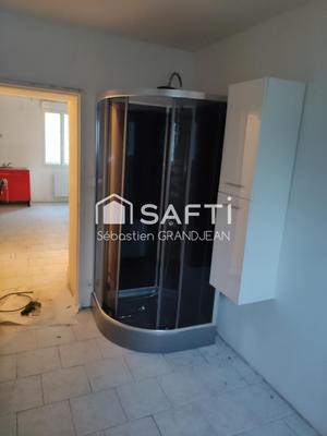 Maison - 88 m² - 5 pièces