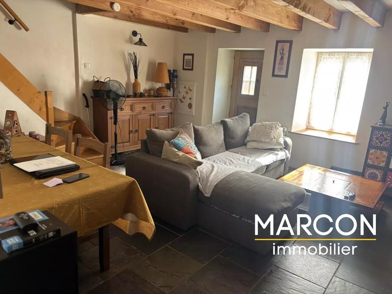 Maison de village - 99 m² - 5 pièces