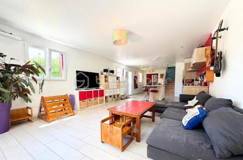 Maison - 146 m² - 8 pièces