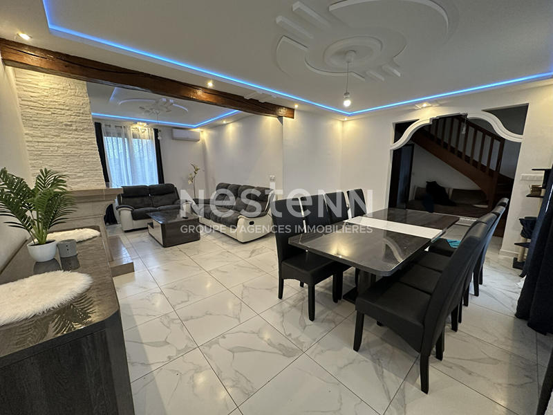 Maison - 190 m² - 8 pièces