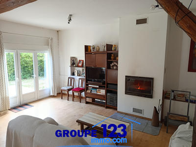 Maison - 203 m² - 5 pièces