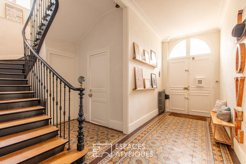 Maison - 245 m² - 13 pièces