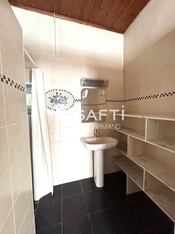 Maison - 111 m² - 10 pièces