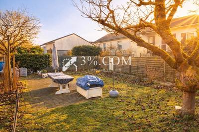 Maison - 107 m² - 6 pièces