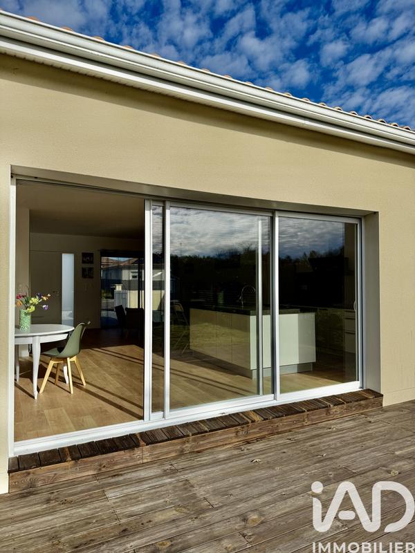 Maison - 104 m² - 4 pièces