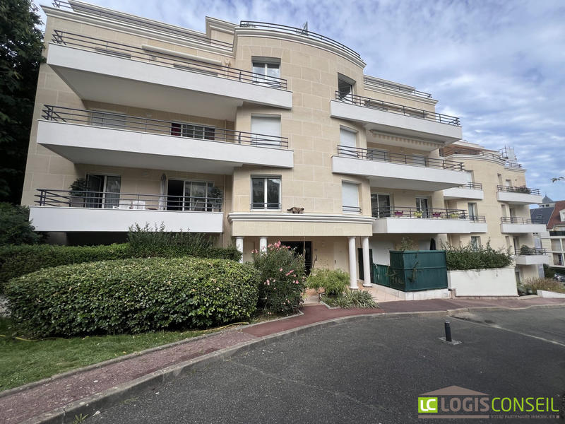 Appartement - 102 m² - 5 pièces