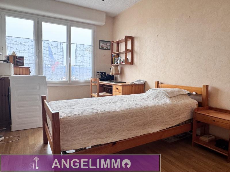 Appartement - 86 m² - 4 pièces