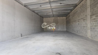 Local d'activités - 183 m²