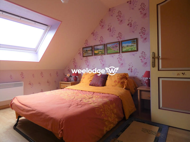 Maison - 185 m² - 8 pièces