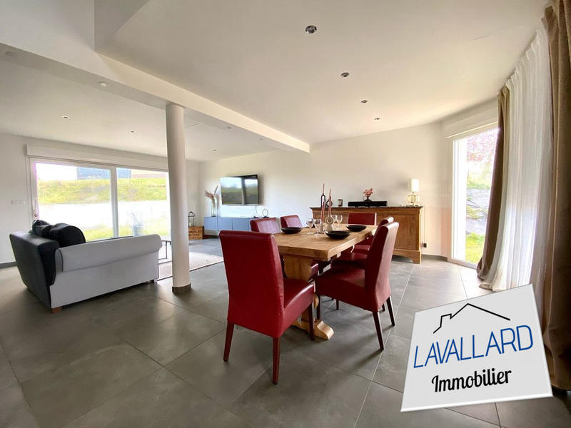 Maison contemporaine - 122 m² - 5 pièces