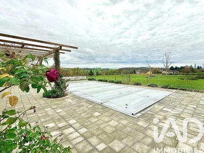 Maison - 170 m² - 8 pièces