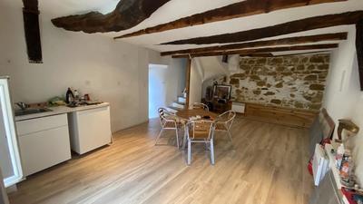 Maison de village - 100 m² - 4 pièces