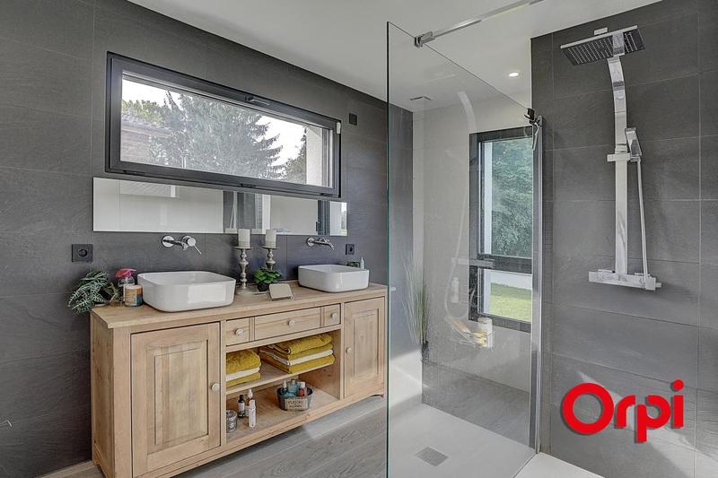 Maison - 175 m² - 6 pièces