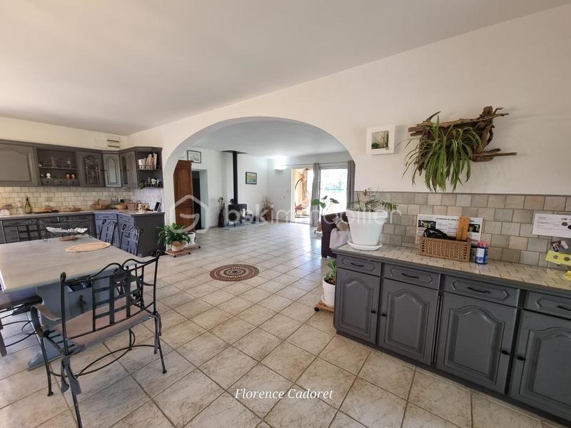 Villa - 239 m² - 8 pièces