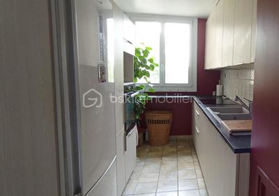 Appartement - 92 m² - 5 pièces