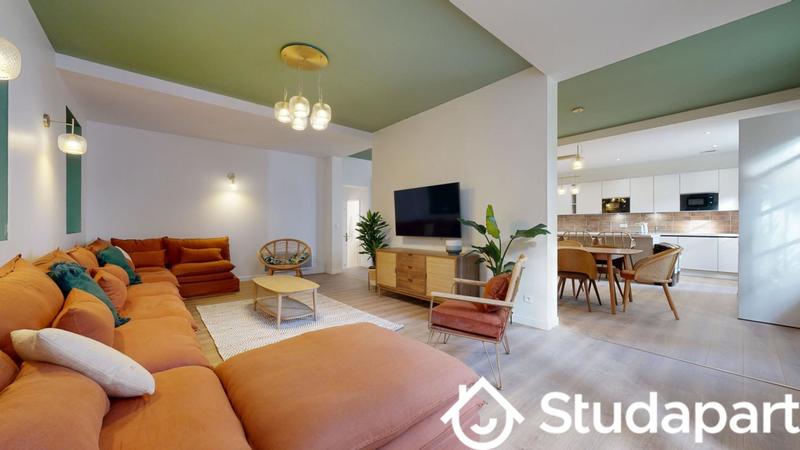 Chambre - 10 m² - 1 pièce