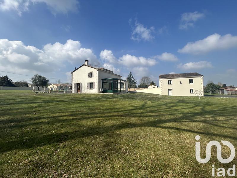 Maison - 286 m² - 8 pièces