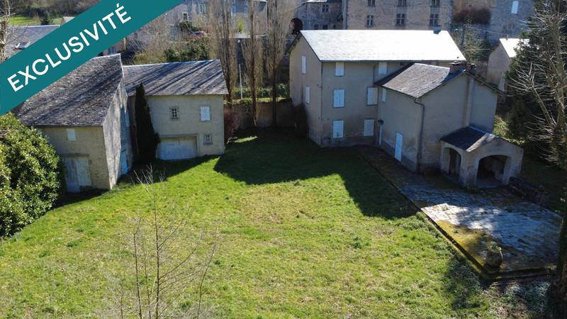 Maison - 400 m² - 12 pièces