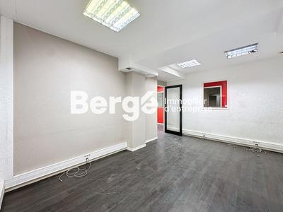 Local commercial - 302 m²