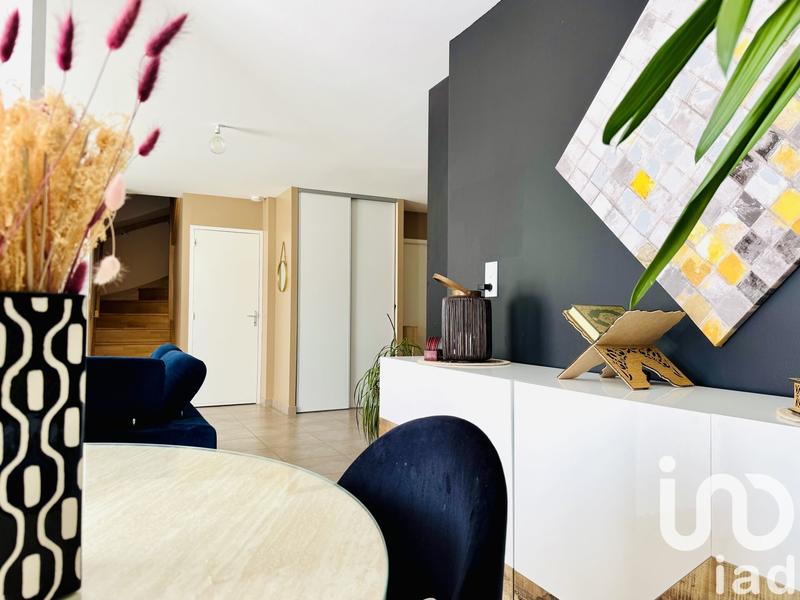 Maison - 101 m² - 5 pièces