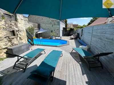 Maison - 460 m² - 11 pièces