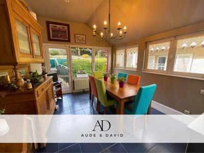 Maison - 229 m² - 10 pièces