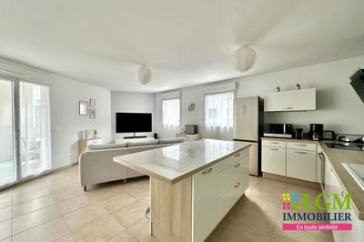 Appartement - 74 m² - 3 pièces