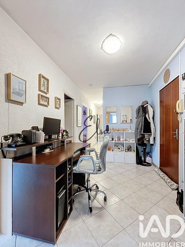 Appartement - 93 m² - 5 pièces