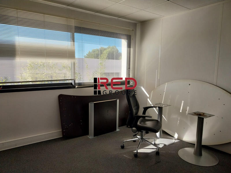 Bureau - 204 m²