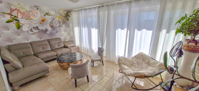 Maison de ville - 178 m² - 10 pièces