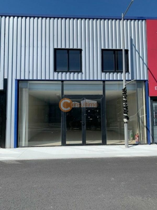 Local commercial - 240 m²