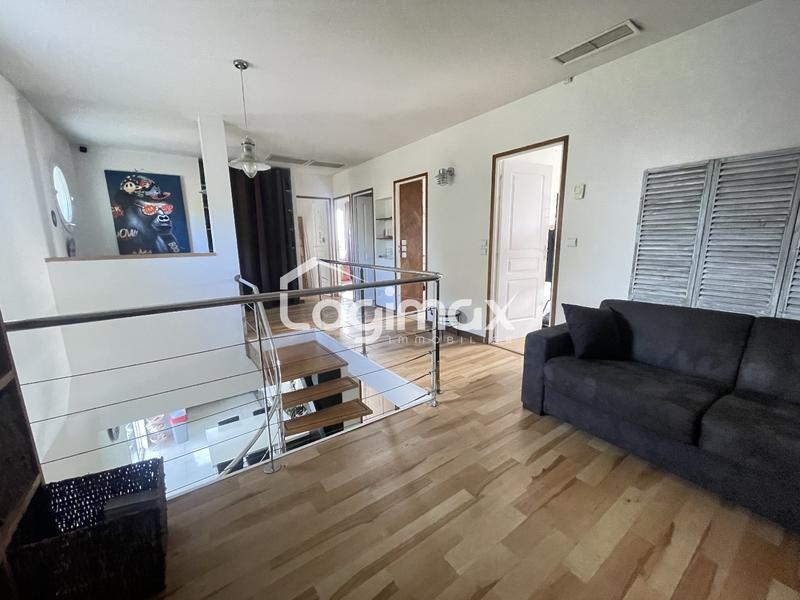 Maison - 200 m² - 5 pièces