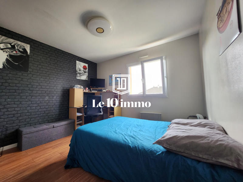 Maison - 180 m² - 7 pièces