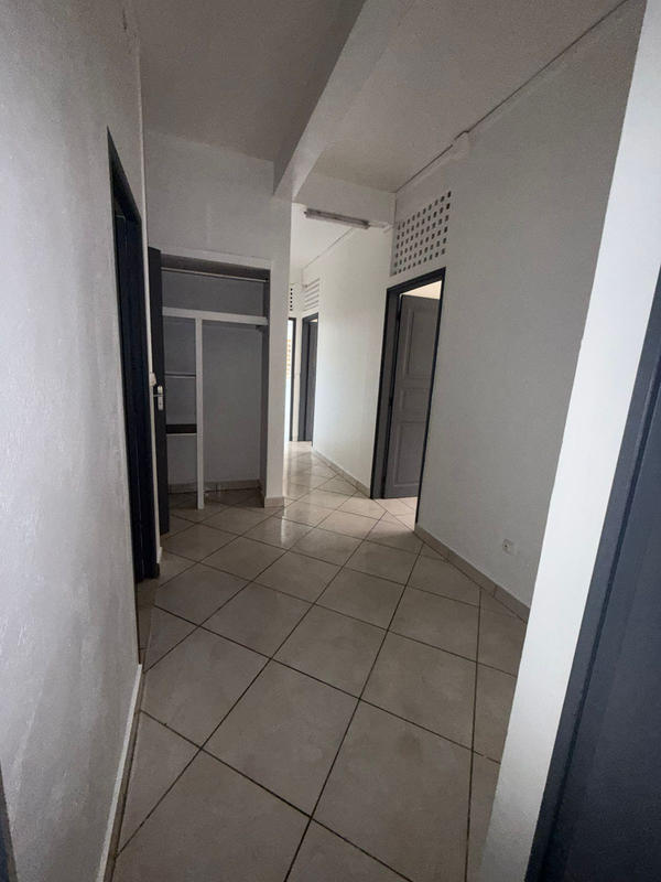 Appartement - 128 m² - 5 pièces