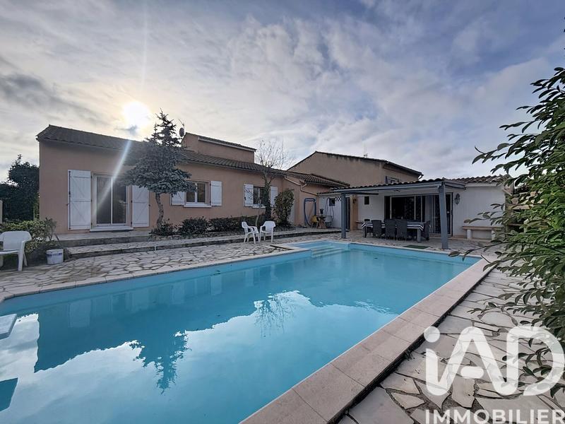 Maison - 107 m² - 5 pièces