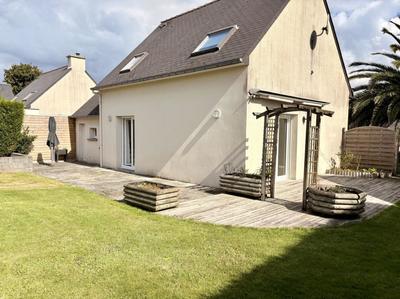 Maison - 110 m² - 6 pièces