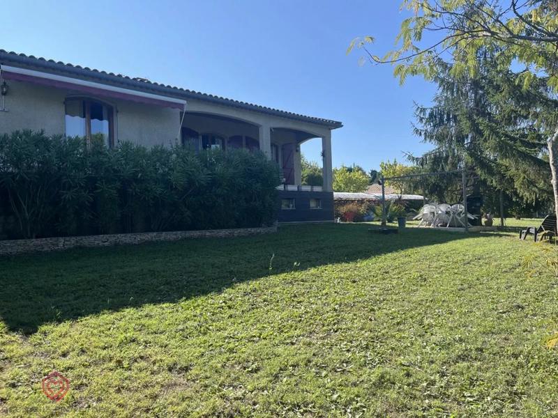 Villa - 120 m² - 4 pièces