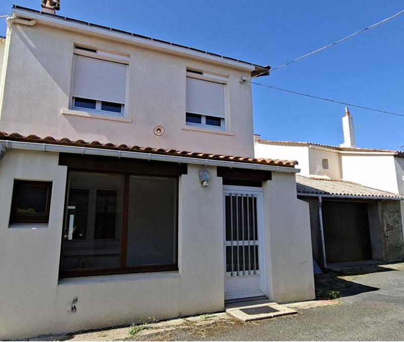 Maison - 130 m² - 7 pièces