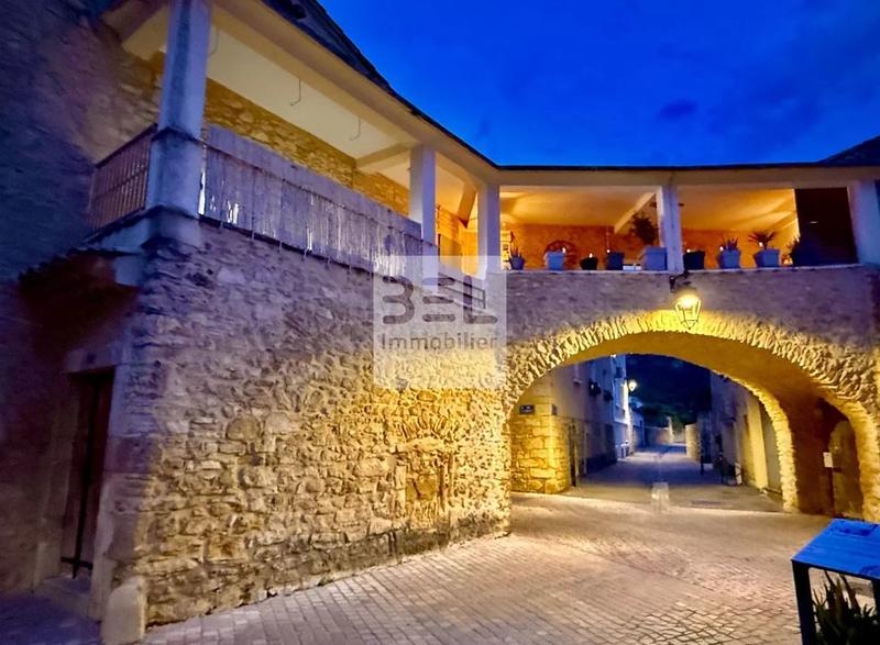 Maison de village - 197 m² - 3 pièces