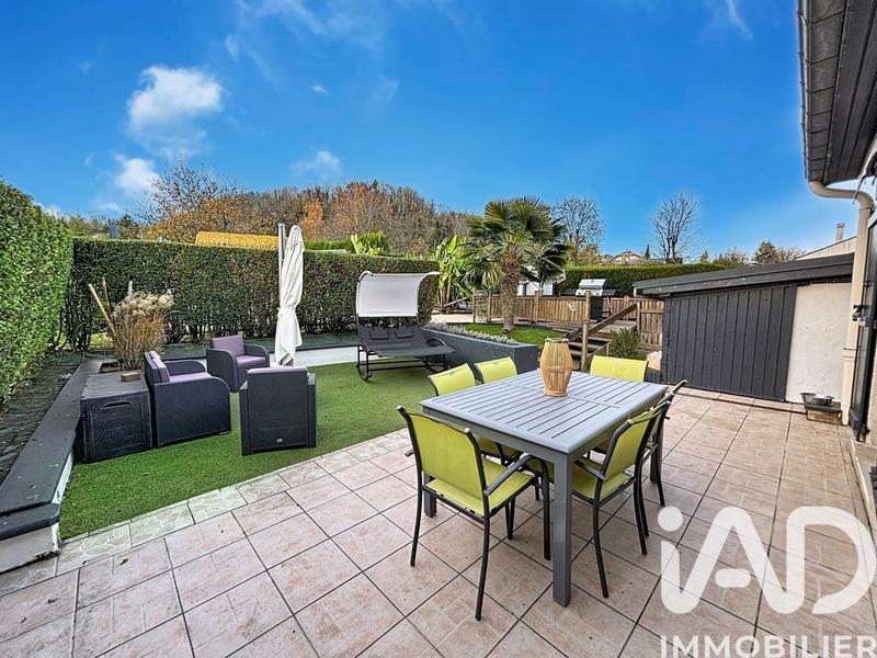 Maison - 102 m² - 5 pièces