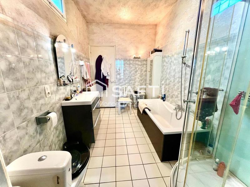 Maison - 104 m² - 5 pièces