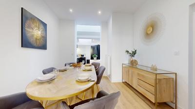 Maison - 142 m² - 10 pièces