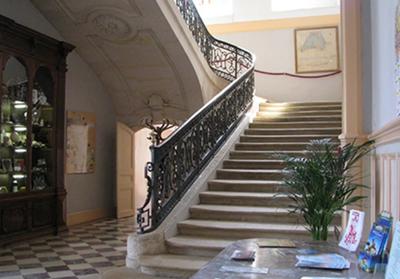 Manoir - 1 850 m² - 30 pièces