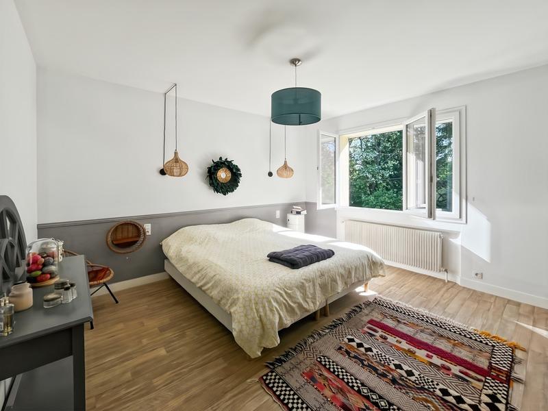 Maison - 160 m² - 7 pièces